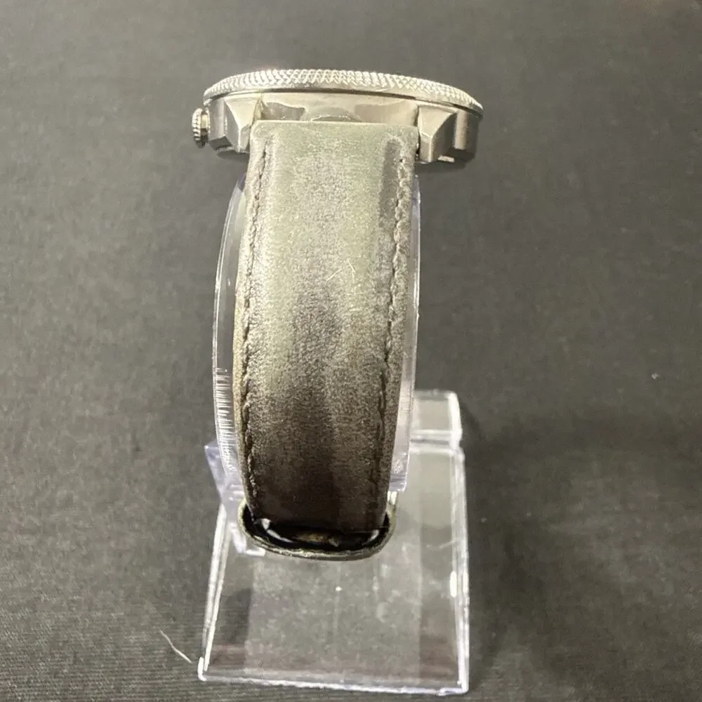 Fossil up auction